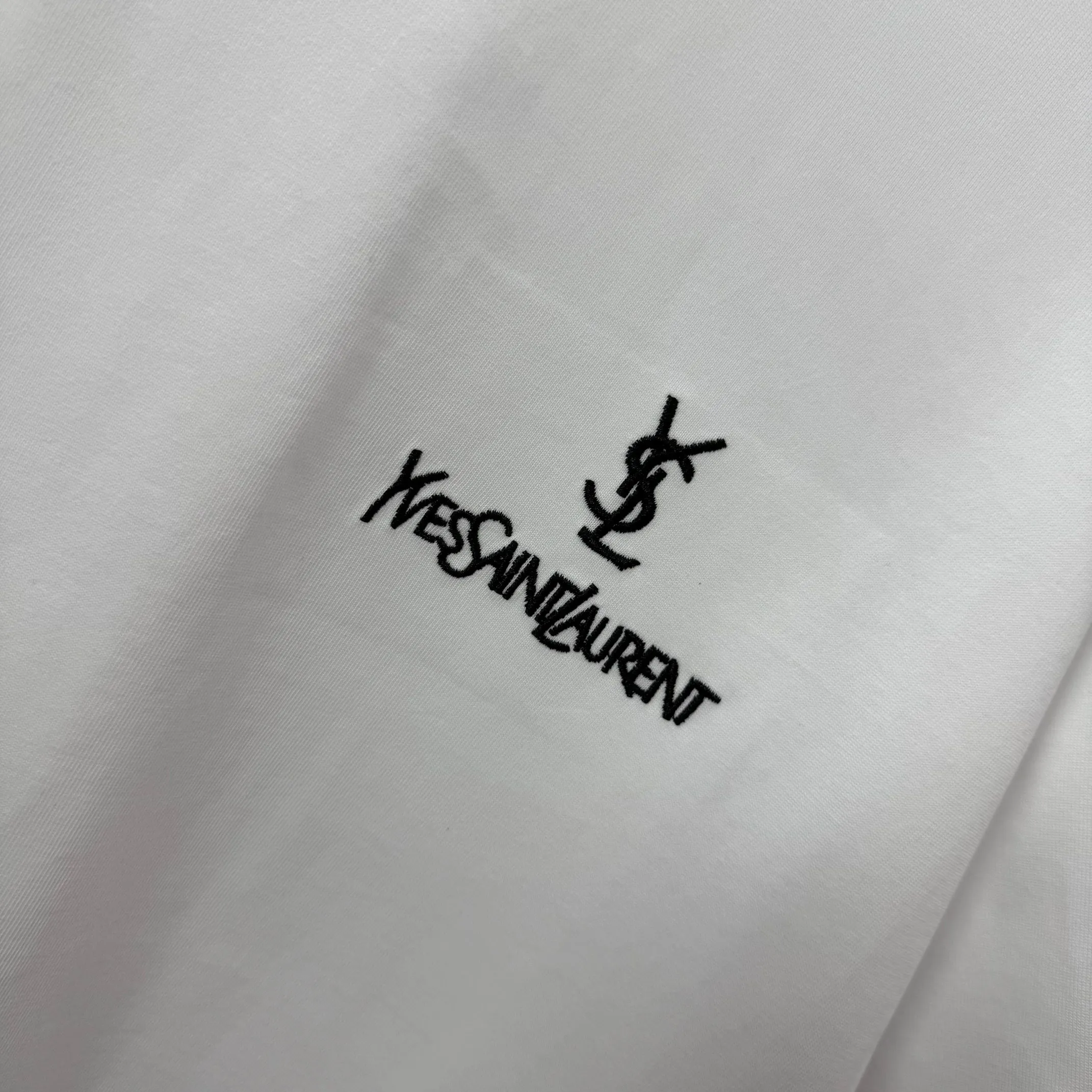 # ysl* * 2026 New Arrival Classic ， Same Style ：Black White Gray Green Purple Size： S （90-130 ） M （120-150 ） L （140-165 ） XL （160-180 ） XXL （180-210 ）